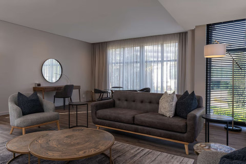 R. Hotel Boutique O.R. Tambo Airport